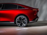 Neu Mazda 6e Takumi-Line 189 kW (258 PS) 2025 Rot Limousine