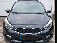 Gebraucht Kia Ceed 130 PS (95 kW) 2015 Schwarz Kleinwagen