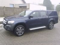 Gebraucht Mercedes X250 Progressive 190 PS (139 kW) 2018 Blau Abholung