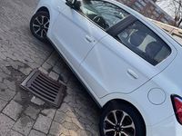 Second-hand Mitsubishi Space Star Select+ 71 CP (52 kW) 2023 Negru Hatchback