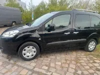 Gebraucht Peugeot Partner Tepee 98 PS (72 kW) 2011 Schwarz Van / Kleinbus