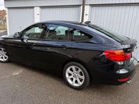 Gebraucht BMW 330 Advantage 258 PS (189 kW) 2015 Schwarz Limousine
