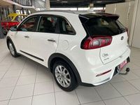 Gebraucht Kia Niro Vision 141 PS (103 kW) 2017 (ud) schneeweiss SUV