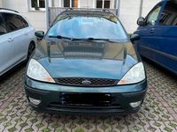 Usata Ford Focus 101 CV (74 kW) 2004 Verde Station wagon