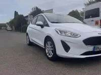 Gebraucht Ford Fiesta Cool & Connect 95 PS (69 kW) 2020 Weiß Kleinwagen