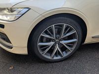 Gebraucht Volvo V90 197 PS (144 kW) 2023 Grau Kombi