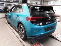 Gebraucht VW ID.3 Pro Performance 150 kW (204 PS) 2022 Grün Kleinwagen