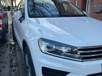 Gebraucht VW Touareg 204 PS (150 kW) 2016 Weiß SUV