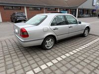 Gebraucht Mercedes C230 150 PS (110 kW) 1997 Silber Limousine