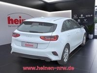 Gebraucht Kia Ceed Vision 140 PS (102 kW) 2025 Weiß Kleinwagen
