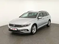 Gebraucht VW Passat 200 PS (147 kW) 2021 Scale silver metallic (metallic) Kombi