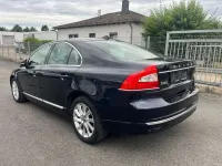 Gebraucht Volvo S80 Summum 136 PS (100 kW) 2014 Blau Limousine