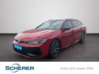 Gebraucht VW Passat R-line 265 PS (194 kW) 2025 Chilirot metallic grenadillschwarz metallic (metallic) Kombi