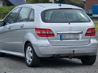 Gebraucht Mercedes B180 110 PS (80 kW) 2007 Grau Van / Kleinbus