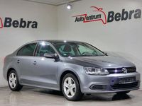 Gebraucht VW Jetta Comfortline 140 PS (102 kW) 2012 Platinum grey metallic Limousine
