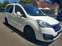Gebraucht Peugeot Partner Tepee 110 PS (80 kW) 2016 Weiß Van / Kleinbus