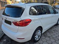 Gebraucht BMW 218 Gran Tourer 136 PS (100 kW) 2016 Weiß Van / Kleinbus