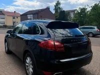 Gebraucht Porsche Cayenne 245 PS (180 kW) 2012 Schwarz SUV