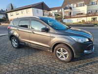 Gebraucht Ford Kuga Individual 150 PS (110 kW) 2016 Schwarz SUV