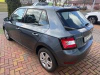 Gebraucht Skoda Fabia Ambition 110 PS (80 kW) 2019 Grau Limousine