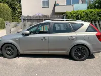Gebraucht Kia Ceed 18 PS (13 kW) 2010 Grau Kleinwagen