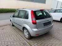 Gebraucht Ford Fiesta Ambiente 80 PS (58 kW) 2006 Silber Kleinwagen