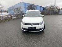 Gebraucht VW Touran Life 105 PS (77 kW) 2014 Pure white Van / Kleinbus