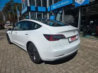 Gebraucht Tesla Model 3 258 kW (351 PS) 2022 Weiß Limousine
