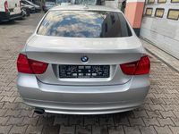 Second-hand BMW 320 163 CP (119 kW) 2009 Argintiu Berlinǎ