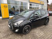 Gebraucht Hyundai ix20 Passion 90 PS (66 kW) 2017 Phantom black / mic Kleinwagen