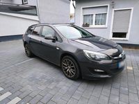 Gebraucht Opel Astra 140 PS (102 kW) 2012 Grau Kombi