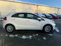 Gebraucht Kia Rio Spirit 75 PS (55 kW) 2014 Weiß Limousine
