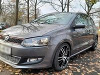 Gebraucht VW Polo 60 PS (44 kW) 2012 Grau Kleinwagen