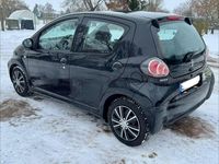 Gebraucht Toyota Aygo Cool 68 PS (50 kW) 2011 Schwarz Kleinwagen