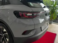 Gebraucht VW ID.4 Pro Performance 150 kW (204 PS) 2023 Mondsteingrau SUV