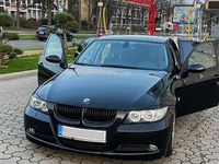 Gebraucht BMW 320 177 PS (130 kW) 2007 Schwarz Limousine