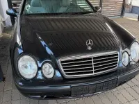 Gebraucht Mercedes CLK230 Elegance 193 PS (141 kW) 1998 Schwarz Cabrio