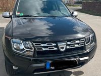 Gebraucht Dacia Duster 105 PS (77 kW) 2014 Schwarz SUV