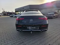 Gebraucht Mercedes 220 197 PS (144 kW) 2025 Lack obsidianschwarz (metallic) Coupé