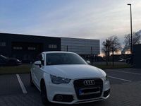Gebraucht Audi A1 Comfort 106 PS (77 kW) 2010 Beige Kleinwagen