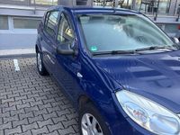 Gebraucht Dacia Sandero 75 PS (55 kW) 2009 Blau Kleinwagen