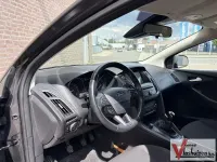 Gebraucht Ford Focus 101 PS (74 kW) 2018 Grau Kombi