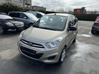 Gebraucht Hyundai i10 Edition 69 PS (50 kW) 2013 Beige Kleinwagen