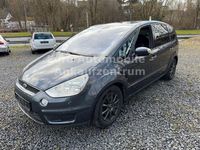 Gebraucht Ford S-MAX Titanium 140 PS (102 kW) 2009 Grau Van / Kleinbus