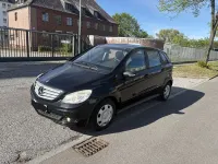 Gebraucht Mercedes B150 95 PS (69 kW) 2006 Schwarz Van / Kleinbus