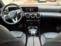 Gebraucht Mercedes A220 Progressive 190 PS (139 kW) 2018 Rot Limousine