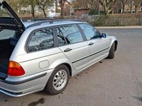 Gebraucht BMW 318 143 PS (105 kW) 2002 Silber Kombi