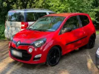 Używany Renault Twingo 75 KM (55 kW) 2013 Czerwony Hatchback