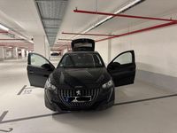 Gebraucht Peugeot 208 Allure 101 PS (74 kW) 2022 Schwarz Kleinwagen