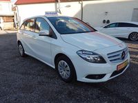 Gebraucht Mercedes B180 122 PS (89 kW) 2014 Calcitweiss/zirrusweiss Van / Kleinbus